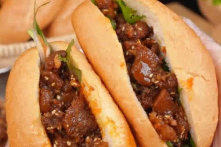Gói bánh mì thế nào để mang đi vẫn giòn?